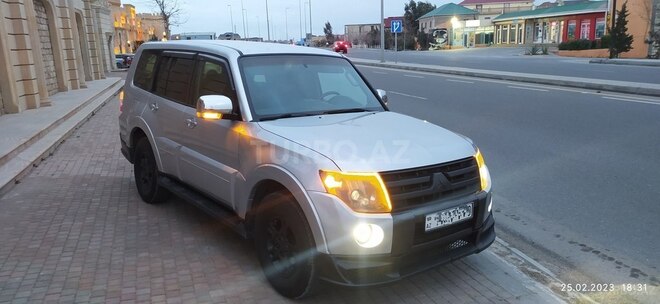 Mitsubishi Pajero 2007, 290,036 km - 3.0 l - Bakı