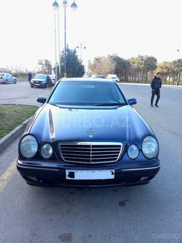 Mercedes E 240 1999, 226,000 km - 2.4 l - Bakı