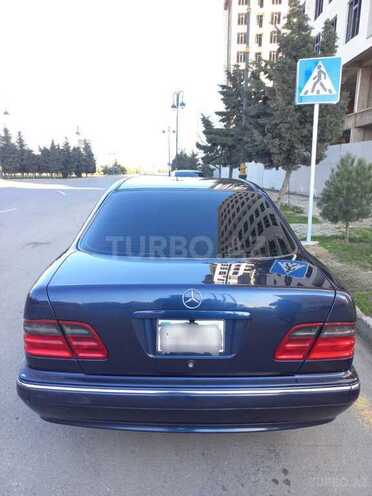 Mercedes E 240 1999, 226,000 km - 2.4 l - Bakı