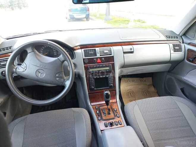 Mercedes E 240 1999, 226,000 km - 2.4 l - Bakı