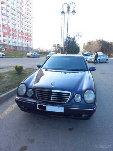 Mercedes E 240 1999, 226,000 km - 2.4 l - Bakı