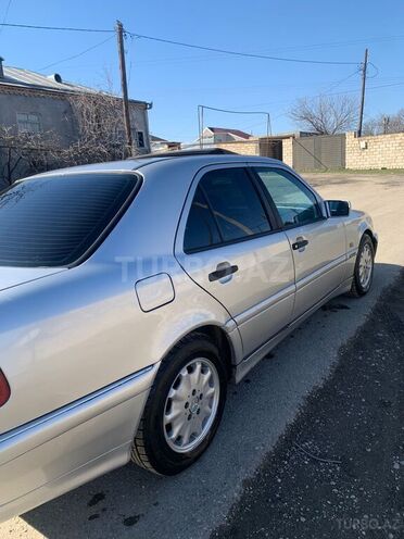 Mercedes C 230 1997, 495,000 km - 2.3 l - Quba