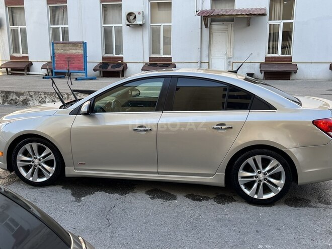 Chevrolet Cruze 2013, 300,947 km - 1.4 л - Bakı