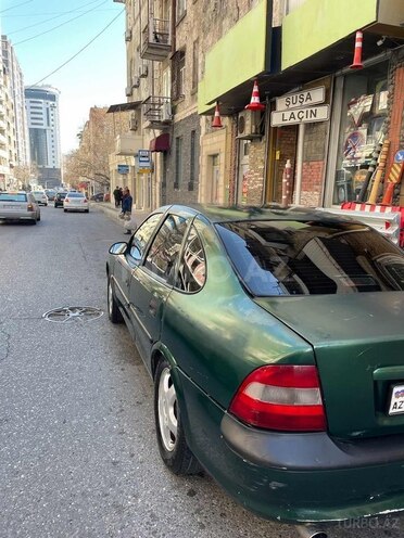Opel Vectra 1996, 432,000 km - 1.6 l - Bakı