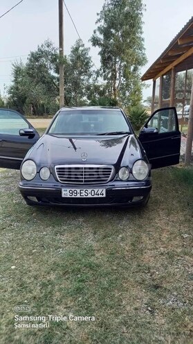 Mercedes E 270 2000, 50,000 km - 2.7 l - Bakı