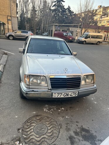 Mercedes E 220 1994, 500,250 km - 2.2 л - Bakı