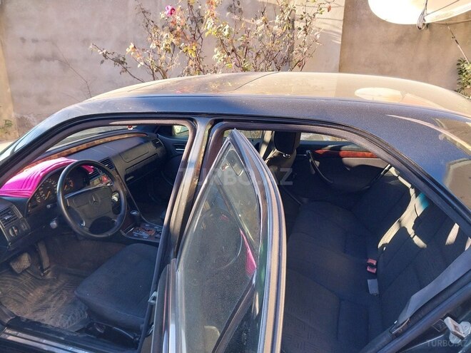 Mercedes C 220 1997, 338,000 km - 2.2 л - Bakı