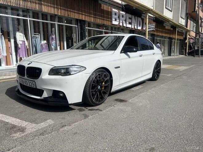 BMW 528 2015, 70,000 km - 2.0 l - Bakı