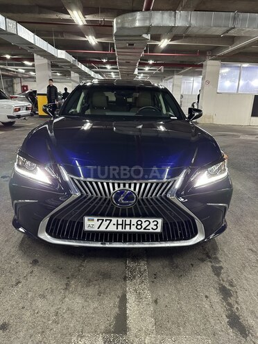 Lexus ES 300h 2021, 44,000 km - 2.5 л - Bakı