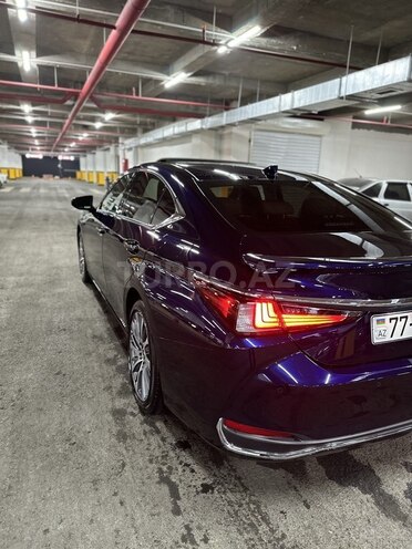Lexus ES 300h 2021, 44,000 km - 2.5 л - Bakı
