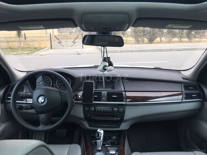 BMW X5 2009, 260,000 km - 3.0 l - Bakı