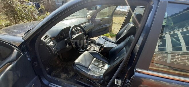 Mercedes E 220 1999, 468,000 km - 2.2 l - Masallı