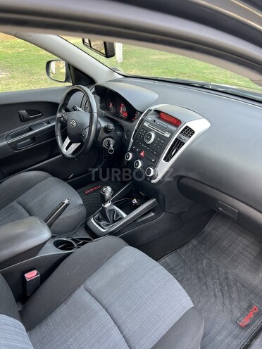 Kia Ceed 2009, 234,000 km - 1.6 l - Bakı