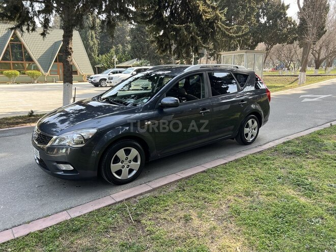Kia Ceed 2009, 234,000 km - 1.6 l - Bakı