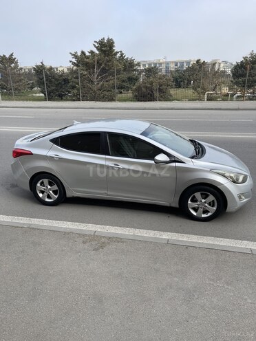 Hyundai Elantra 2013, 225,308 km - 1.8 l - Bakı
