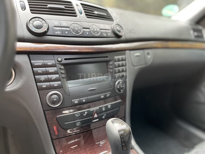 Mercedes E 200 2004, 264,805 km - 1.8 л - Bakı
