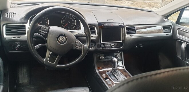 Volkswagen Touareg 2011, 172,000 km - 3.6 л - Bakı