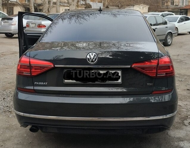 Volkswagen Passat 2016, 159,000 km - 1.8 l - Bakı