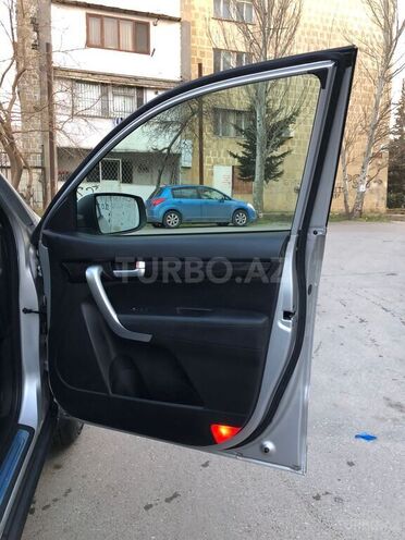Kia Sorento 2011, 175,000 km - 2.0 l - Bakı