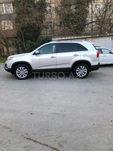 Kia Sorento 2011, 175,000 km - 2.0 l - Bakı