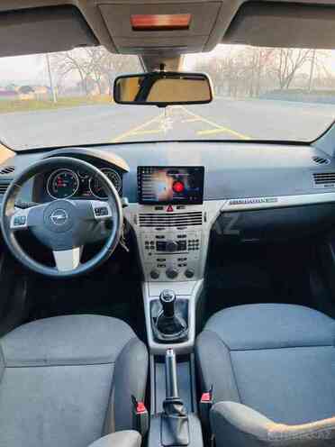 Opel Astra 2008, 302,000 km - 1.3 l - Zaqatala