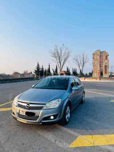 Opel Astra 2008, 302,000 km - 1.3 l - Zaqatala