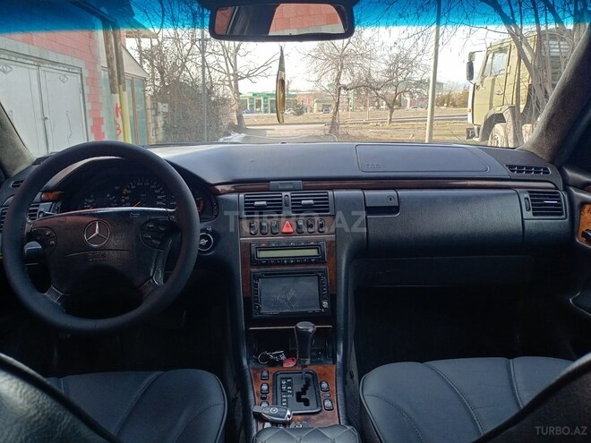 Mercedes E 290 1998, 387,285 km - 2.9 л - Qəbələ
