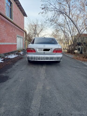 Mercedes E 290 1998, 387,285 km - 2.9 л - Qəbələ