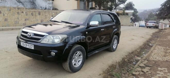 Toyota Fortuner 2006, 309,363 km - 2.7 l - Yardımlı