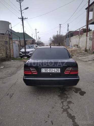 Mercedes E 220 2002, 365,615 km - 2.2 l - Bakı