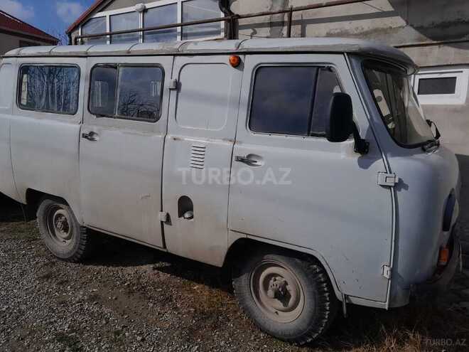 UAZ 39625 2003, 350,000 km - 2.4 л - Quba