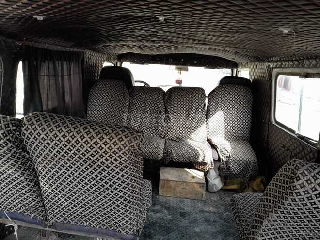 UAZ 39625 2003, 350,000 km - 2.4 л - Quba