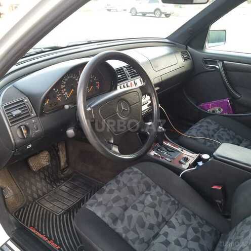 Mercedes C 240 1997, 313,000 km - 2.4 l - Bakı