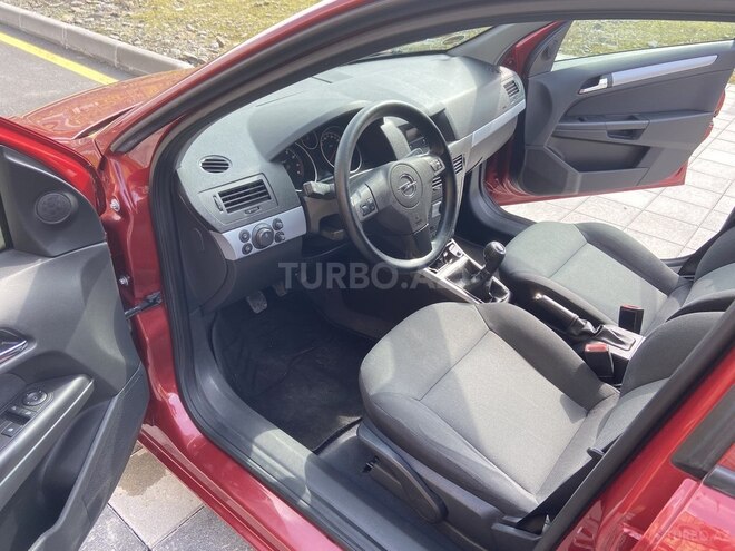 Opel Astra 2006, 132,000 km - 1.4 l - Zaqatala