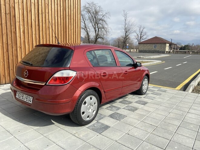 Opel Astra 2006, 132,000 km - 1.4 l - Zaqatala