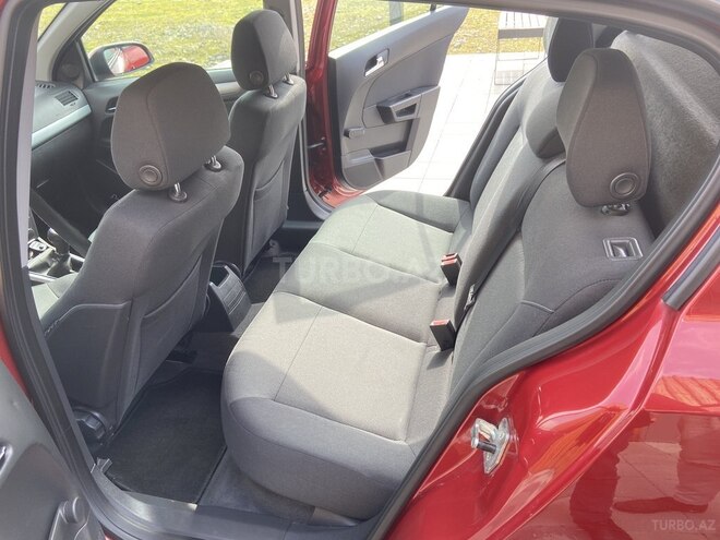 Opel Astra 2006, 132,000 km - 1.4 l - Zaqatala