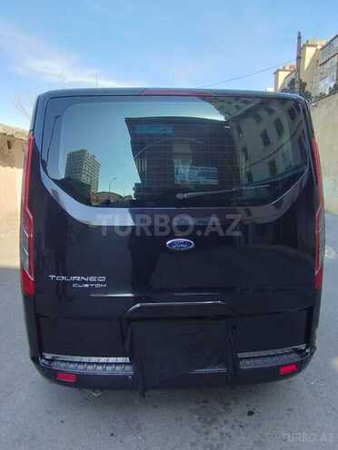 Ford Tourneo Custom 2014, 140,000 km - 2.2 л - Bakı