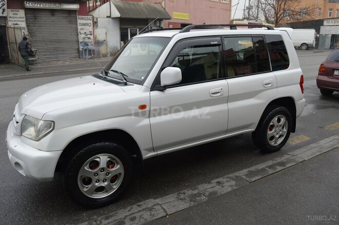 Mitsubishi Pajero io 2000, 340,000 km - 2.0 л - Bakı