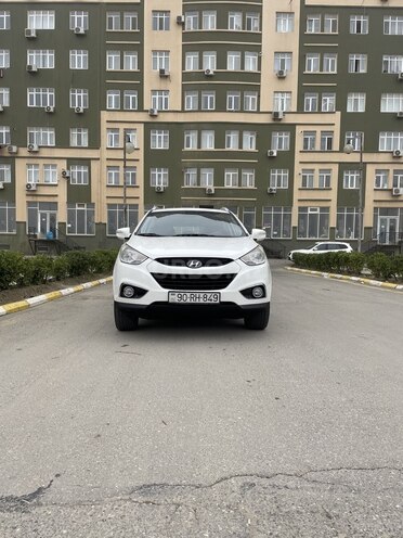 Hyundai ix35 2012, 231,200 km - 2.0 л - Bakı