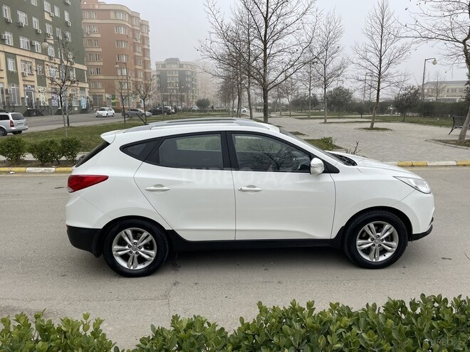 Hyundai ix35 2012, 231,200 km - 2.0 л - Bakı