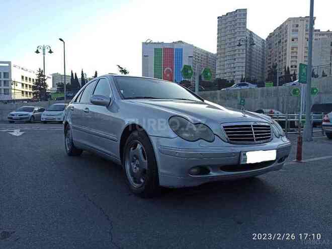 Mercedes C 240 2000, 220,000 km - 2.4 l - Bakı
