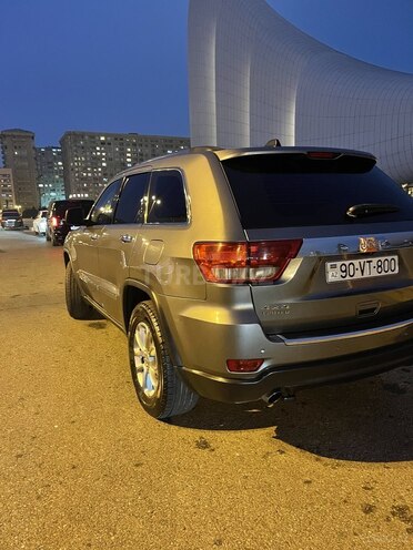 Jeep Grand Cherokee 2012, 275,000 km - 3.0 л - Bakı