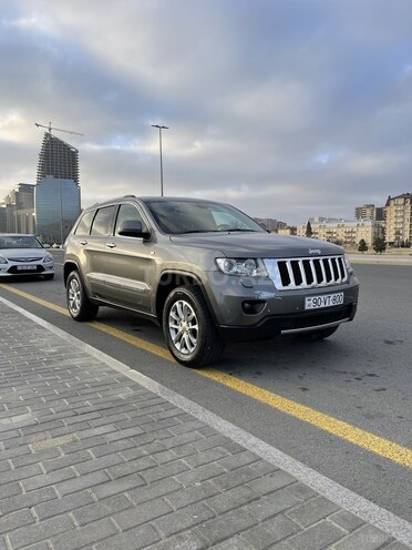 Jeep Grand Cherokee 2012, 275,000 km - 3.0 л - Bakı