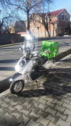 Yamaha  2022, 5,600 km - 0.1 l - Qax