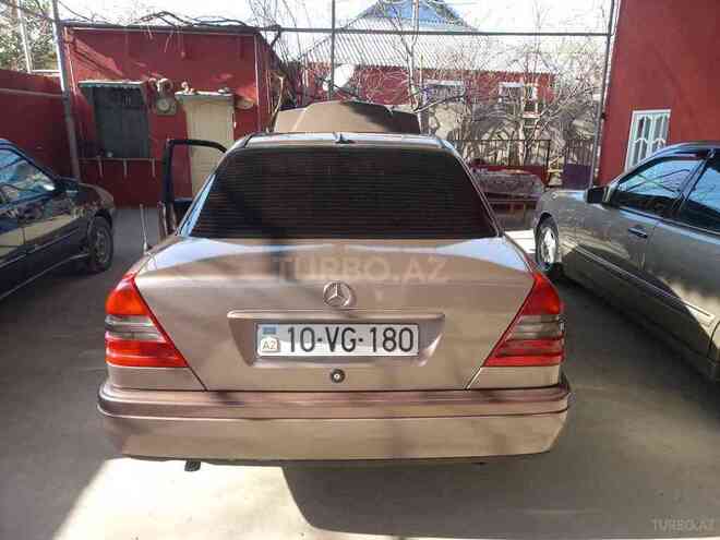 Mercedes C 180 1995, 256,236 km - 1.8 l - Mingəçevir