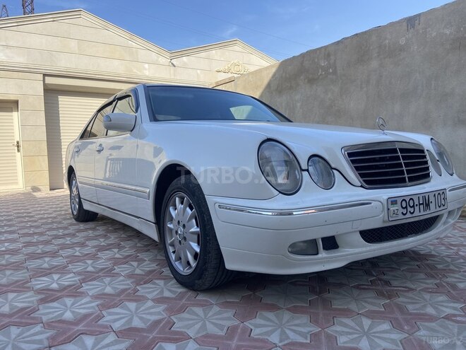 Mercedes E 220 2001, 330,000 km - 2.2 л - Bakı