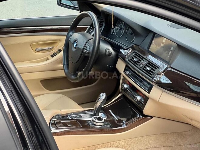 BMW 520 2012, 153,000 km - 2.0 l - Gəncə
