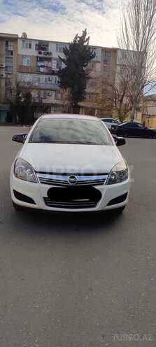 Opel Astra 2010, 143,000 km - 1.3 l - Bakı