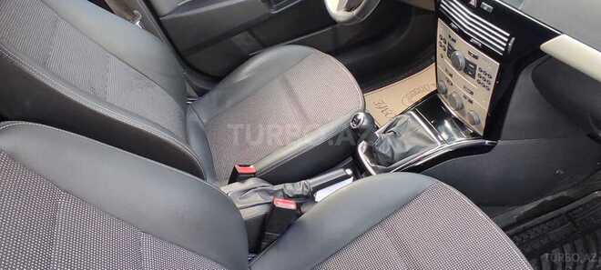 Opel Astra 2010, 143,000 km - 1.3 l - Bakı