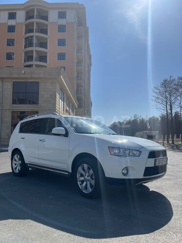 Mitsubishi Outlander 2010, 147,000 km - 3.0 l - Sumqayıt